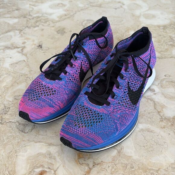 Nike Flyknit Ultra Light Unisex Racing/Running Shoes - Picture 2 of 13